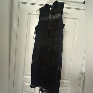 Elegant Black Sleeveless Dress